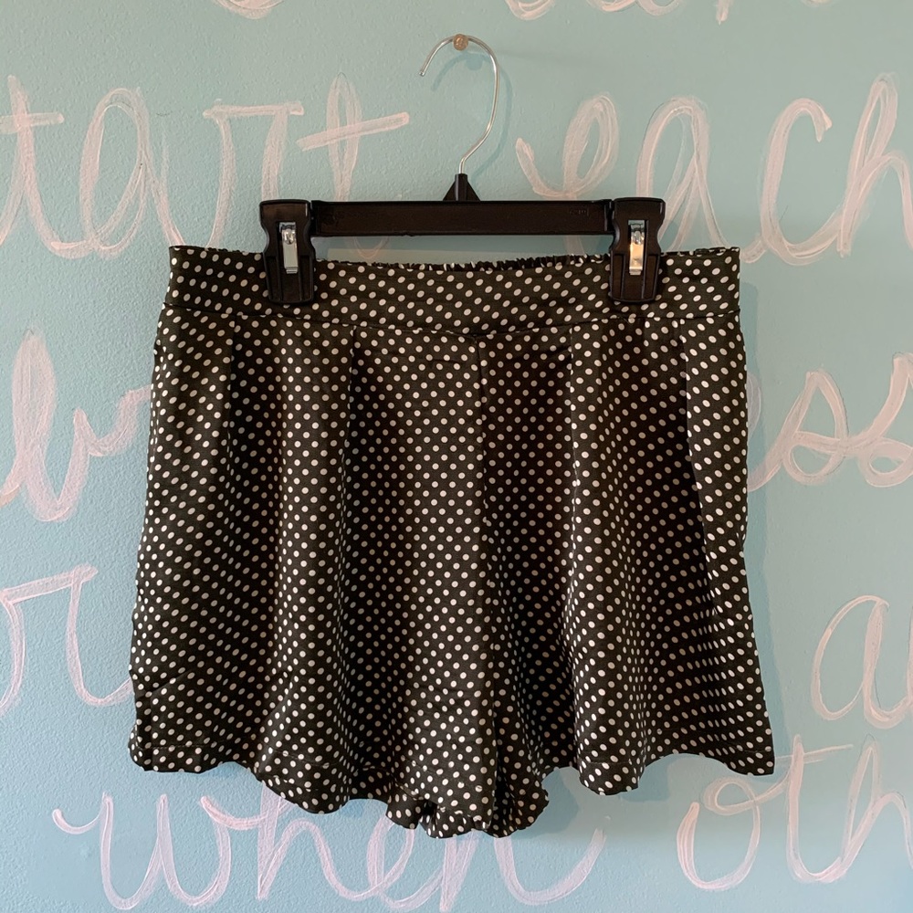 Nasty Gal Crop Top + Shorts Co-ord Set - Picture 6 of 8